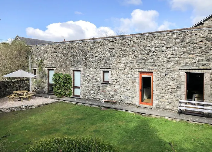 Yew Tree Farm * High Newton